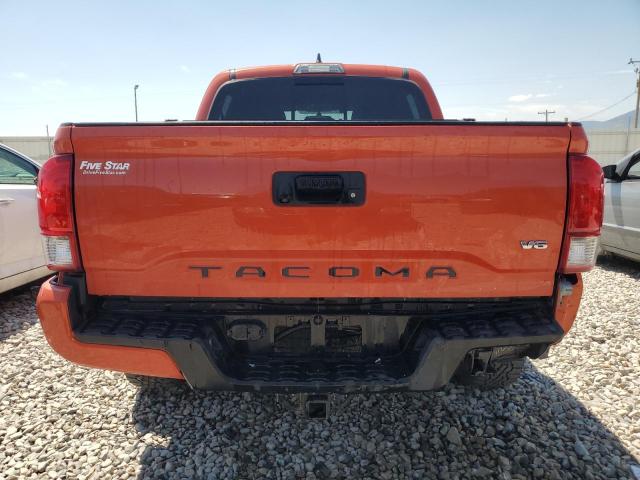 5TFCZ5AN1HX081152 - 2017 TOYOTA TACOMA DOUBLE CAB ORANGE photo 6