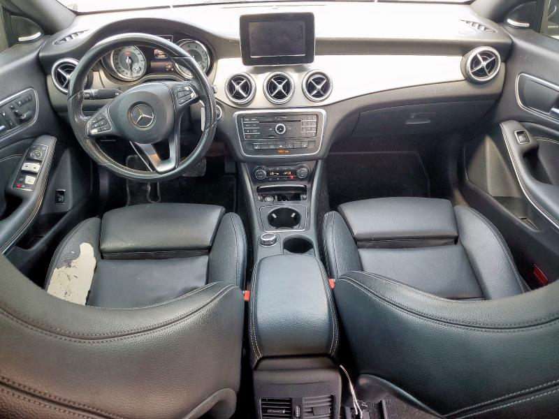 WDDSJ4EB5GN319646 - 2016 MERCEDES-BENZ CLA 250 BLACK photo 8