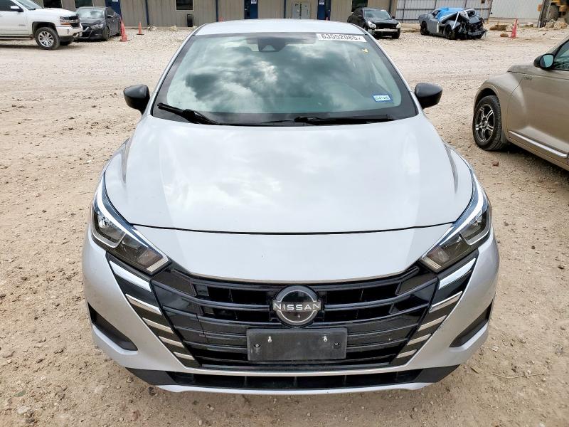 3N1CN8BV4PL838232 - 2023 NISSAN VERSA S 银色 照片 5