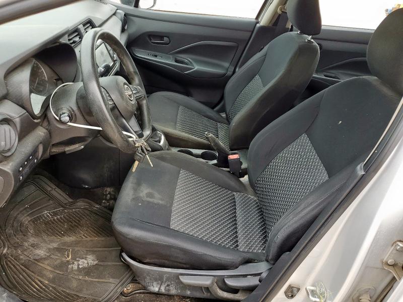 3N1CN8BV4PL838232 - 2023 NISSAN VERSA S 银色 照片 7