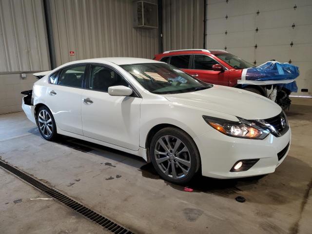 1N4AL3AP1JC250488 - 2018 NISSAN ALTIMA 2.5 Beyaz fotoğraf 4