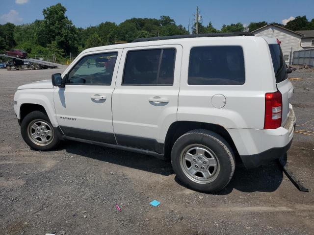 1C4NJPBA2CD565459 - 2012 JEEP PATRIOT SPORT WHITE photo 2