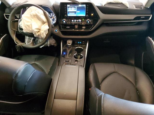 5TDGZRBH7NS238587 - 2022 TOYOTA HIGHLANDER XLE RED photo 8