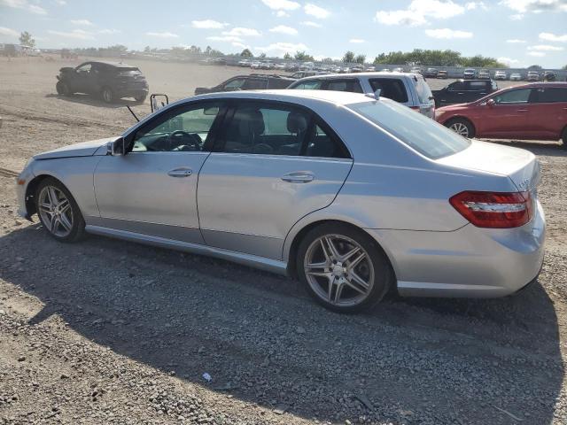 WDDHF7CB3BA419678 - 2011 MERCEDES-BENZ E 550 GRAY photo 2