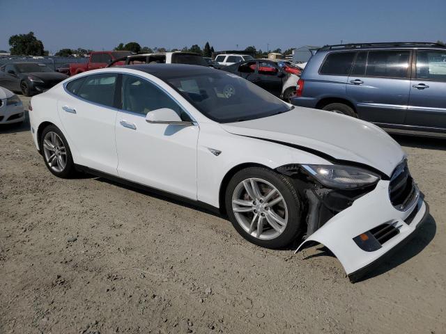 5YJSA1AC7DFP10198 - 2013 TESLA MODEL S თეთრი ფოტო 4