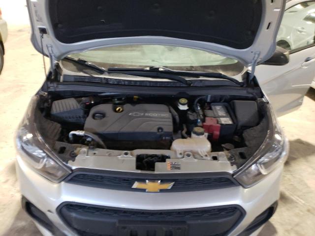 KL8CB6SA5JC479637 - 2018 CHEVROLET SPARK LS SILVER photo 11