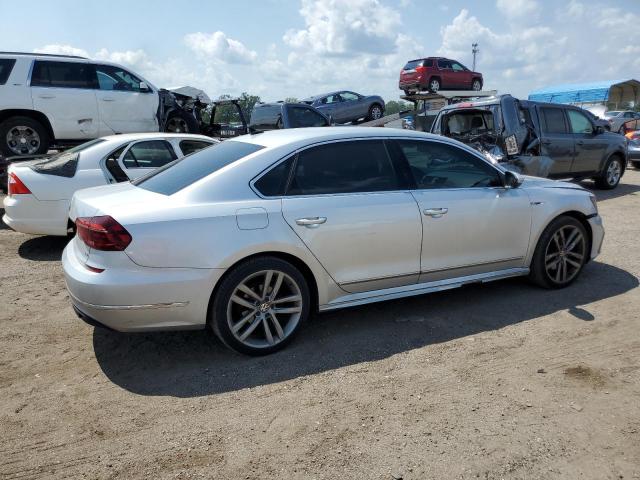 1VWDT7A33HC021975 - 2017 VOLKSWAGEN PASSAT R-LINE Gümüş foto 3