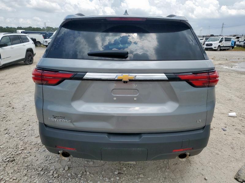 1GNERGKW6PJ213617 - 2023 CHEVROLET TRAVERSE LT GRAY photo 6