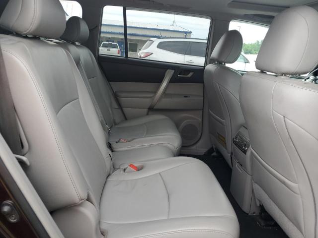 5TDBK3EHXCS120294 - 2012 TOYOTA HIGHLANDER BASE MAROON photo 11