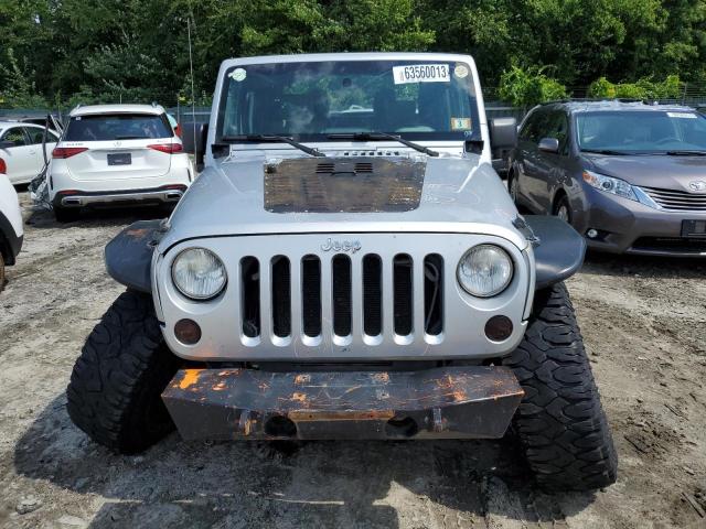 1J4AA2D10AL213122 - 2010 JEEP WRANGLER SPORT SILVER photo 5