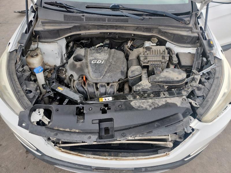 5XYZU3LB9DG019978 - 2013 HYUNDAI SANTA FE S WHITE photo 12