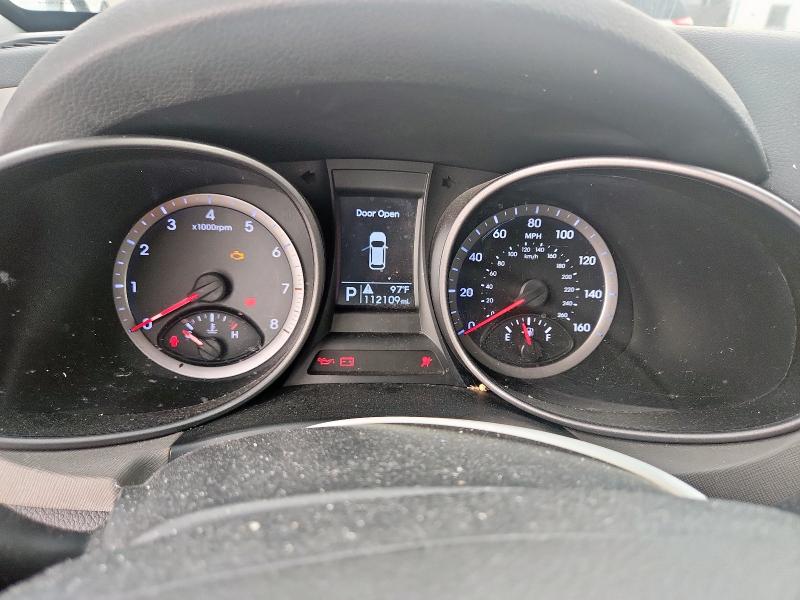 5XYZU3LB9DG019978 - 2013 HYUNDAI SANTA FE S WHITE photo 9