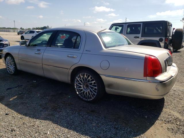 1LNHM81W13Y606661 - 2003 LINCOLN TOWN CAR EXECUTIVE SILVER photo 2