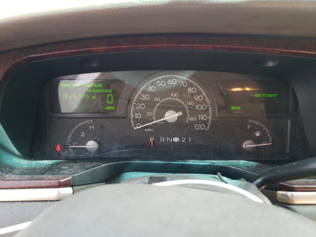 1LNHM81W13Y606661 - 2003 LINCOLN TOWN CAR EXECUTIVE SILVER photo 9