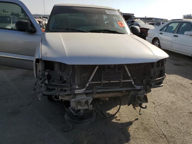 2GTEC13V361302826 - 2006 GMC NEW SIERRA SILVER photo 9