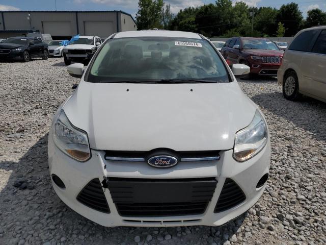 1FADP3F22DL361568 - 2013 FORD FOCUS SE WHITE photo 5