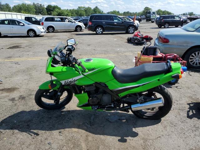 JKAEXVD106A099918 - 2006 KAWASAKI EX500 D GREEN photo 3