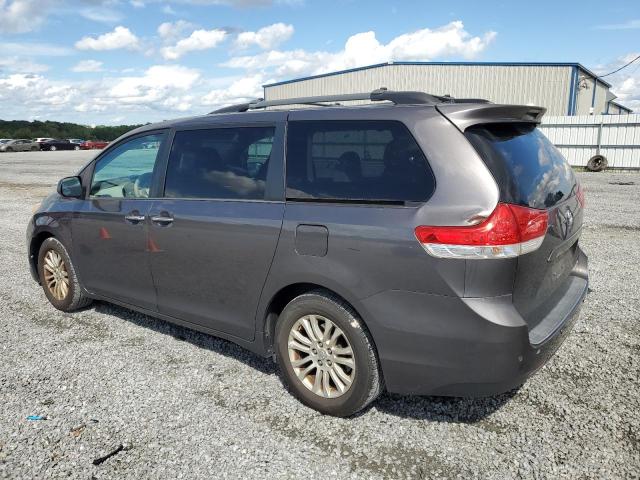 5TDYK3DC9CS233721 - 2012 TOYOTA SIENNA XLE GRAY photo 2