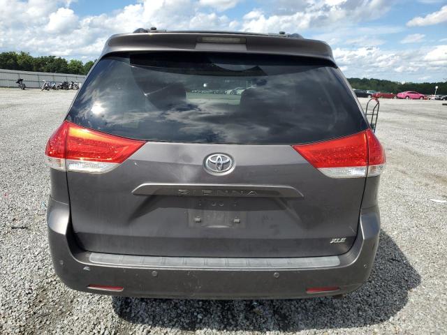 5TDYK3DC9CS233721 - 2012 TOYOTA SIENNA XLE GRAY photo 6