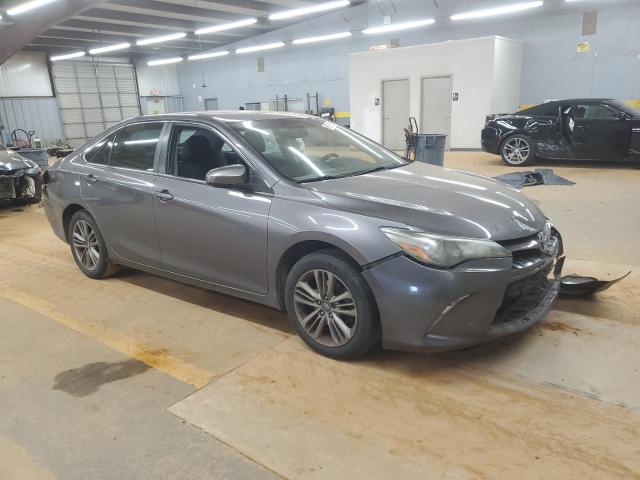 4T1BF1FK8GU231099 - 2016 TOYOTA CAMRY LE GRAY photo 4