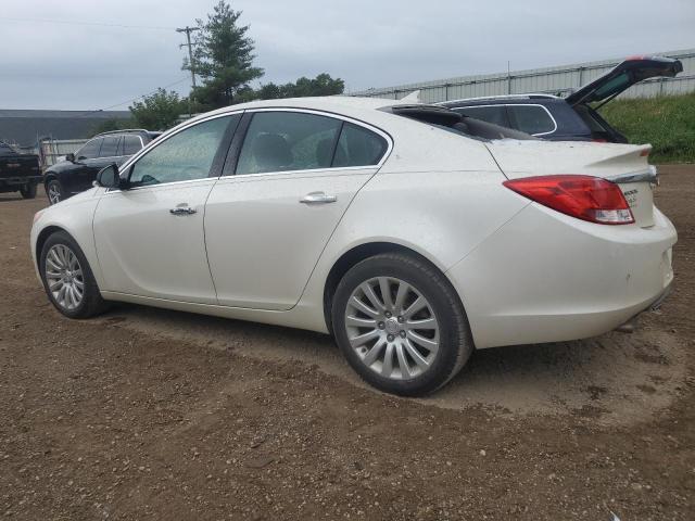 2G4GS5EV5D9131135 - 2013 BUICK REGAL PREMIUM WHITE photo 2