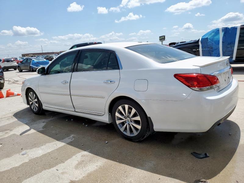 4T1BK3DB0CU456010 - 2012 TOYOTA AVALON BASE WHITE photo 2
