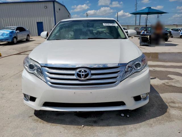 4T1BK3DB0CU456010 - 2012 TOYOTA AVALON BASE WHITE photo 5