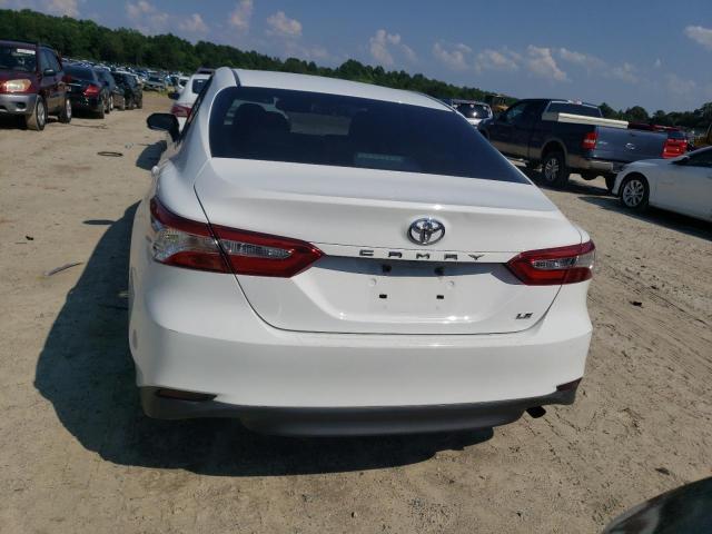 4T1B11HK7JU023654 - 2018 TOYOTA CAMRY L WHITE photo 6