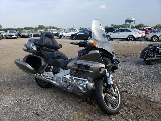 1HFSC47H18A705422 - 2008 HONDA GL1800 GRAY photo 1