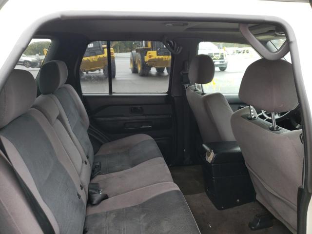 JN8DR09Y21W617113 - 2001 NISSAN PATHFINDER LE 白色 照片 6