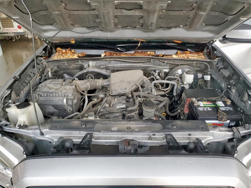 5TFAX5GN7KX137817 - 2019 TOYOTA TACOMA DOUBLE CAB Argent photo 11