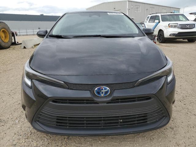 JTDBDMHE7R3011934 - 2024 TOYOTA COROLLA LE შავი ფოტო 5