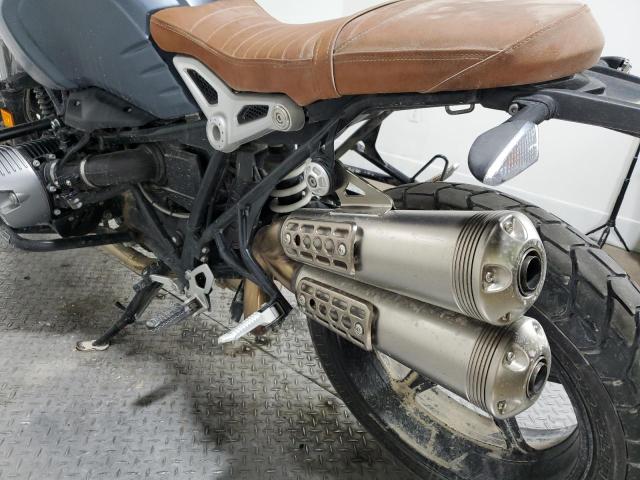 WB10J3308KZ794803 - 2019 BMW R NINE T SCRAMBLER GRAY photo 10