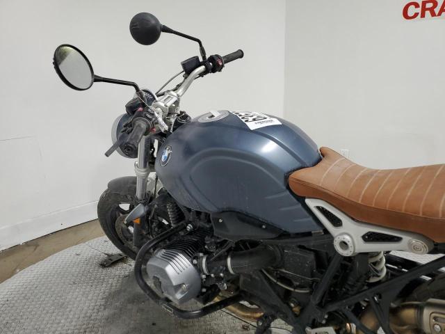 WB10J3308KZ794803 - 2019 BMW R NINE T SCRAMBLER GRAY photo 11