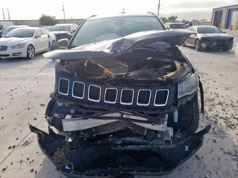 3C4NJDCB4MT583365 - 2021 JEEP COMPASS LIMITED GRAY photo 5