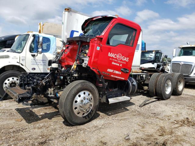 1XKZDP9X6JJ218156 - 2018 KENWORTH CONSTRUCTI T880 RED photo 2