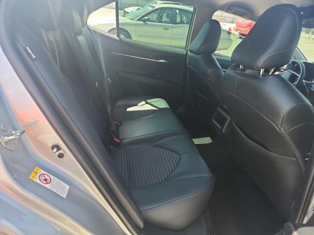 4T1B11HK2JU088332 - 2018 TOYOTA CAMRY L GRAY photo 10