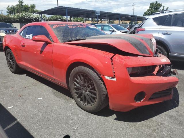2G1FA1E39D9173259 - 2013 CHEVROLET CAMARO LS RED photo 4