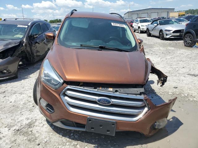 1FMCU0GD6HUC93607 - 2017 FORD ESCAPE SE 棕色 照片 5