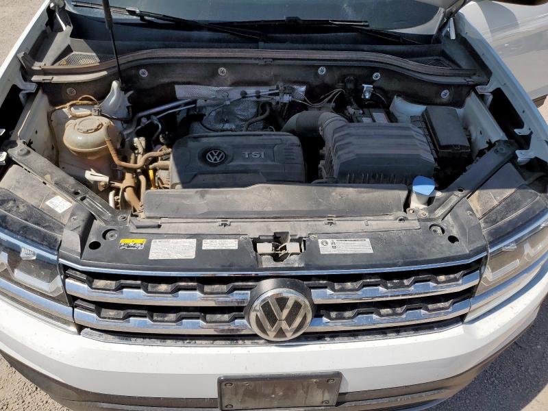 1V2DP2CA4JC599755 - 2018 VOLKSWAGEN ATLAS SE Weiß Foto 12