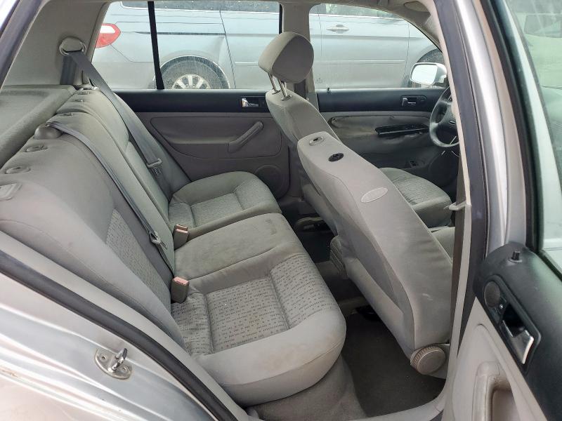 9BWFK61J334030059 - 2003 VOLKSWAGEN GOLF GL SILVER photo 10