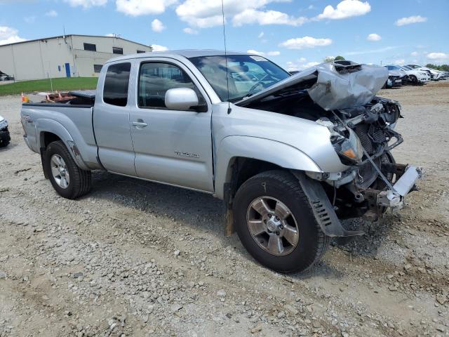 5TEUU42N56Z297636 - 2006 TOYOTA TACOMA ACCESS CAB ვერცხლისფერი ფოტო 4
