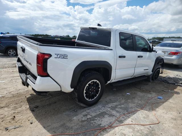 3TYLB5JN2ST079366 - 2025 TOYOTA TACOMA DOUBLE CAB WHITE photo 3
