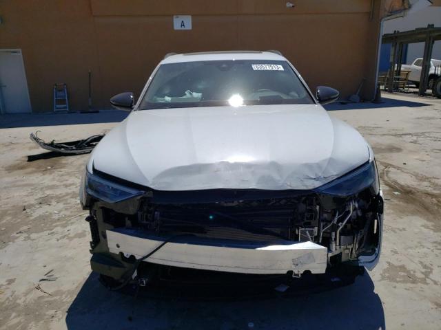 WA1VABGE3PB007985 - 2023 AUDI E-TRON CHRONOS 白色 照片 5