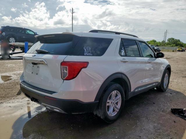 1FMSK7DH9NGA34606 - 2022 FORD EXPLORER XLT WHITE photo 3