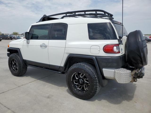 JTEBU4BFXCK124982 - 2012 TOYOTA FJ CRUISER WHITE photo 2