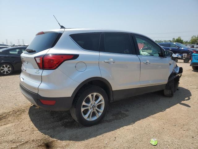 1FMCU0GDXKUA04221 - 2019 FORD ESCAPE SE SILVER photo 3
