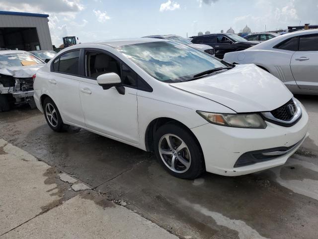 19XFB2F70FE021855 - 2015 HONDA CIVIC SE WHITE photo 4