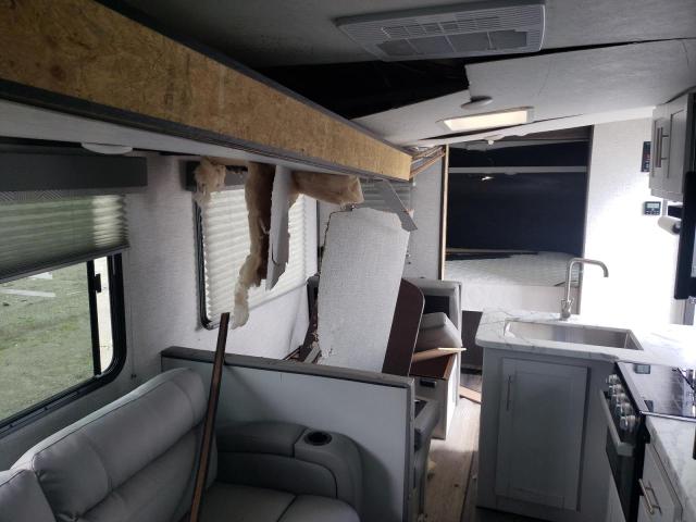 4YDT27324MT436106 - 2021 CAMP CAMPER WHITE photo 9