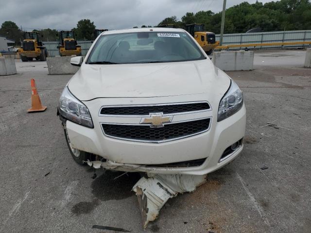 1G11F5RR2DF114045 - 2013 CHEVROLET MALIBU 2LT WHITE photo 5